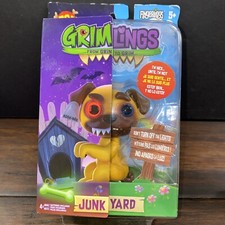 Grimlings Fingerlings Junk Yard Dog Pug Wow Wee Interactive Animal Toy