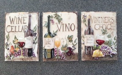 Lot of 3 Tre Sorelle 3D Resin Wine Wall Plaques 4.5'' x 6.25'' by New View