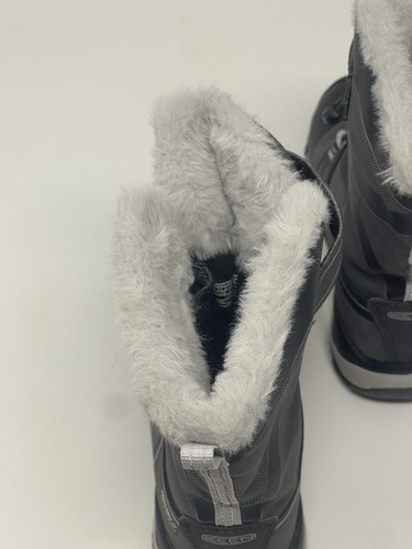 KEEN Stivali da neve impermeabili in pelliccia isolata nero e grigio, 10 bambini - Foto 8 di 12