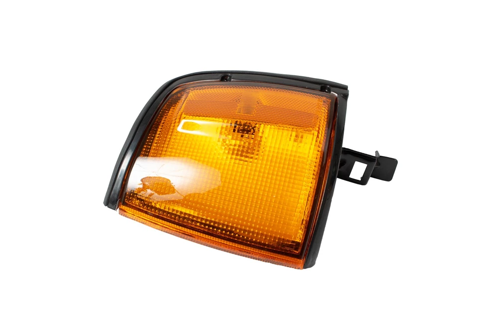 Pilot Side Marker Light Assembly Fits 1991-97 Isuzu Rodeo Part Number 18-3194-00 Foto 4 de 4