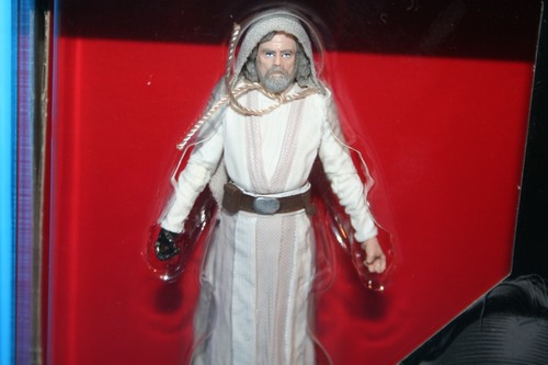 Star Wars 2017 grado AFA como nuevo en caja 4 piezas. ARMA ROSA/LUKE/GUARDIA/PRIMERA FIGURA - Imagen 5 de 12