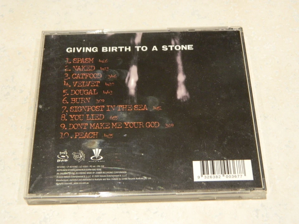 CD Peach GB Giving Birth To A Stone [versión australiana] {muy raro} Foto 3 de 3