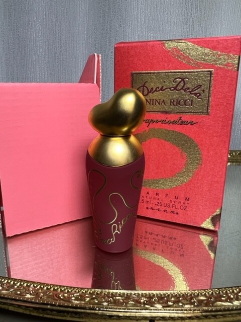 ニナリッチ デシデラ Deci Dela 30ml NINA RICCI s-l1200.jpg