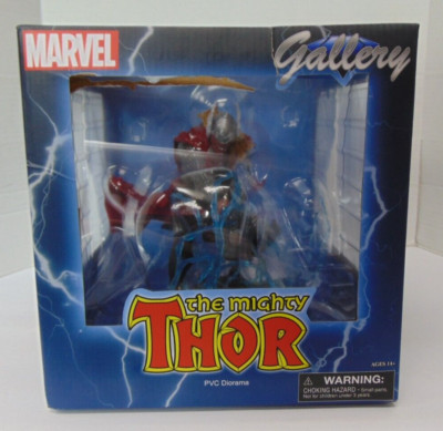 2019 Diamond Select Marvel The Mighty Thor PVC Diorama Blue Damaged Box