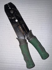 Commercial Electric Wire Stripper & Cutter Green Handle , 10 to 22 awg, 7-3/4"