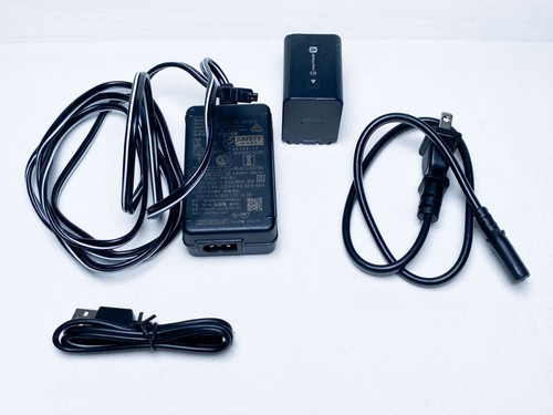 Sony Handycam FDRAX53 4K HD Not Working Does Not Turn On *Parts Only* - Picture 8 of 9
