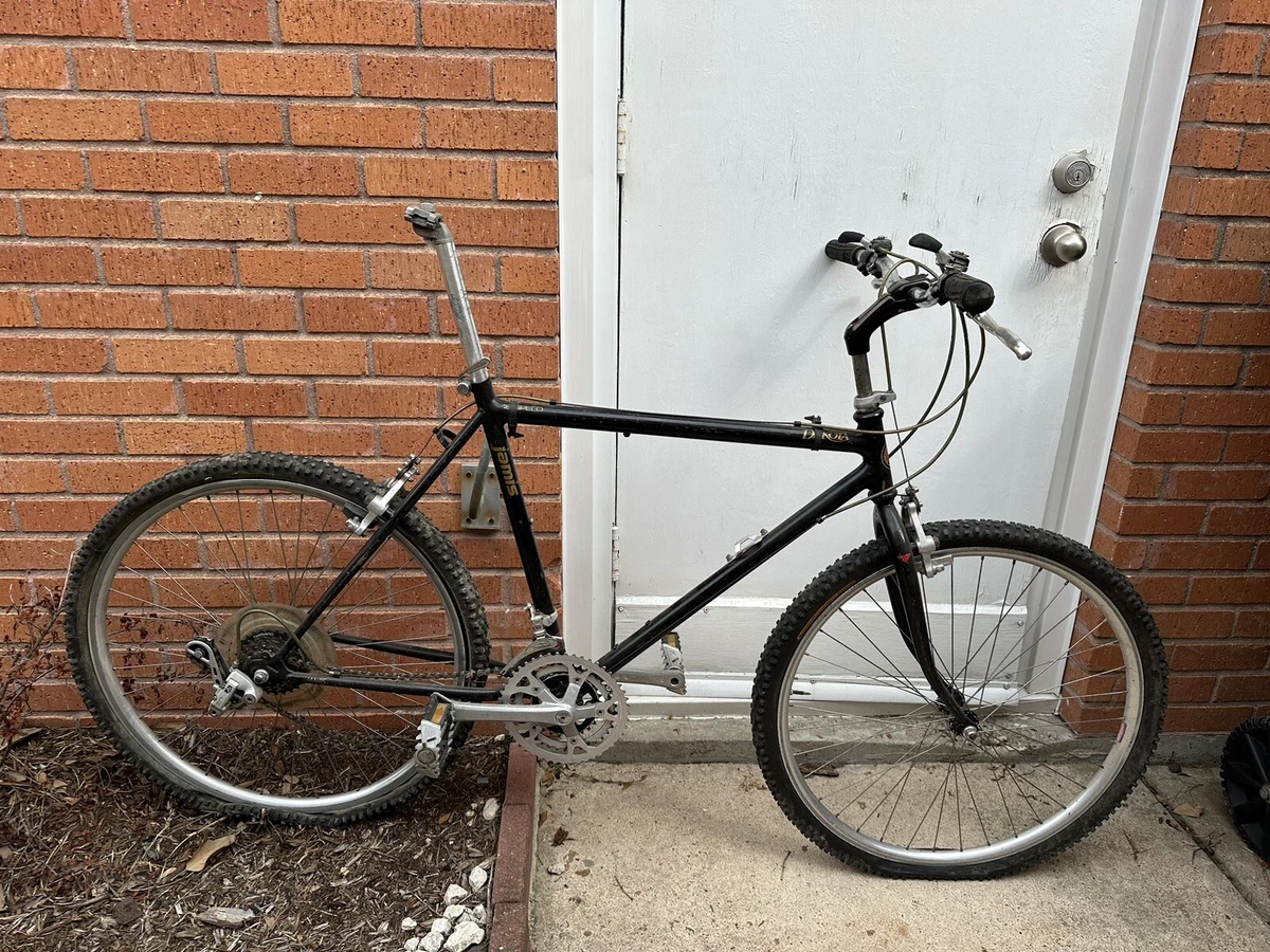 Jamis Dakota 26 Inch Vintage Mountain Bike Cunningham
