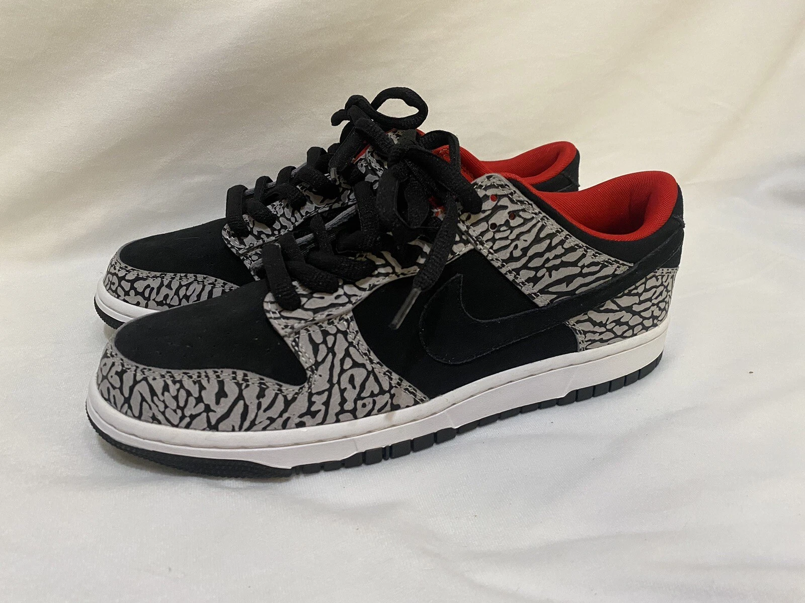 NEUF Nike Dunk Low Premium iD 628307 991 Taille 10,5 Supreme Noir Ciment DS RARE