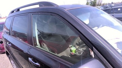 Passenger Right Front Door Glass Fits 09-13 FORESTER 32575215