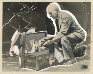 1930 San Diego Sergt Samuel Bridges Trunk Examination Photo 8X10