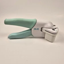 We R Memory Keepers Crop-A-Dile MultiPunch Hole Puncher