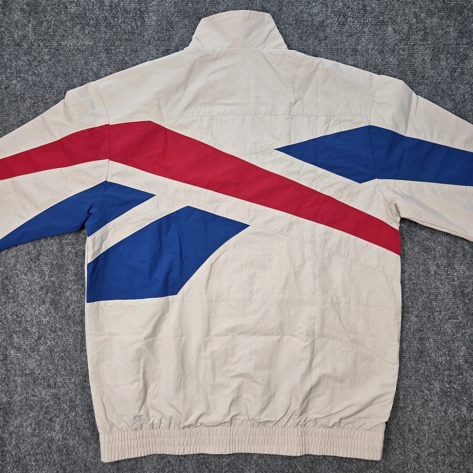 NWT Reebok Vector Tracktop Mens Medium 'Stucco' Beige Tan Track Jacket Knit Logo - product detail image 7