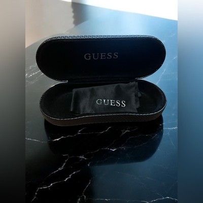 Guess Accessory Case Size  Oval Black Eyeglasses Case Sleek Modern Minimalist