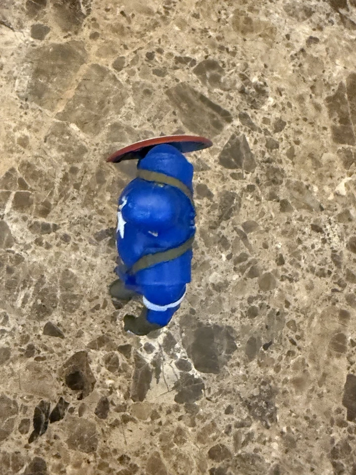 Figura de acción de goma Capitán América Spin Master 6" con escudo juguete Marvel Foto 4 de 4