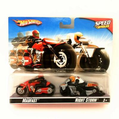 Hot Wheels Road Roller Speed Cycles Motorcycle Bagger with Figure