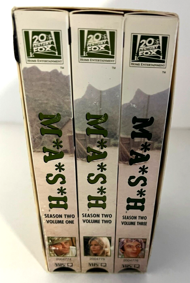 MASH Season 2 (VHS, 2002, 3Tape Set) Box Set Classic Television Alan