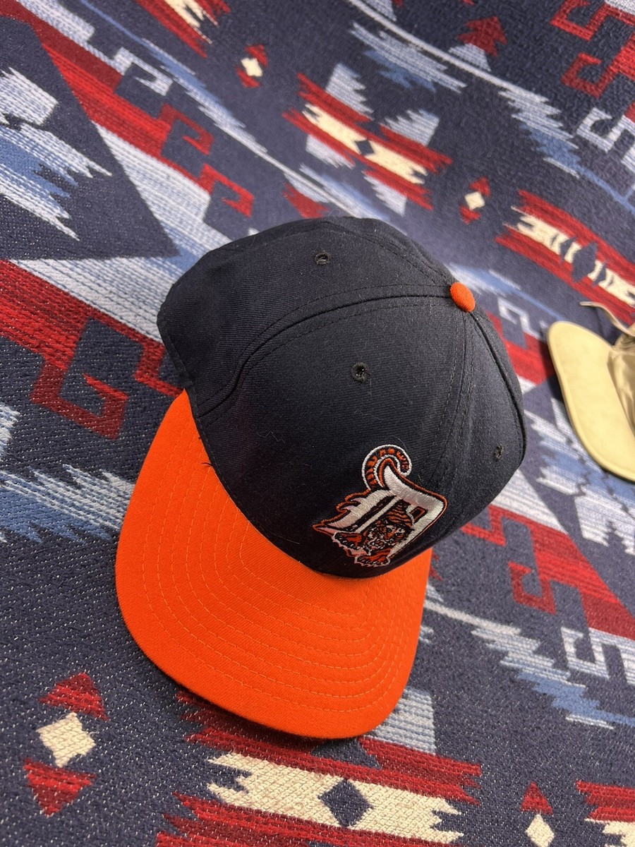 Vintage 90s New Era Detroit Tigers Pro Model Wool Snapback Hat USA Made M/L