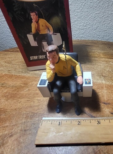 Hallmark Keepsake 1995 Star Trek Captain James T. Kirk Christmas Ornament - Picture 4 of 9