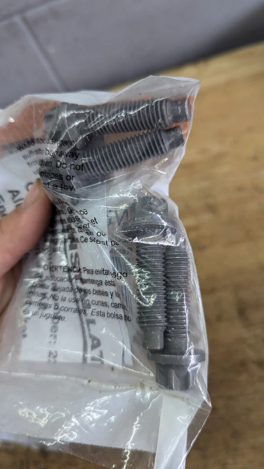 ¡Nuevo! Juego de pernos de soporte de montaje de motor BMW HWK0033 22110392551 Foto 3 de 3