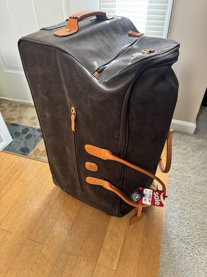 "Maleta/Equipaje Brics 30""". Número de modelo BLF02511.  Verde oliva. Foto 3 de 4