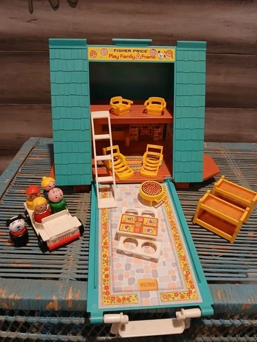 Vintage Fisher Price Little People A FRAME House In Box 1974 With Accessories
