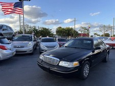 2005 Ford Crown Victoria Police Interceptor (3.55 Axle) 4dr Sedan w/ Side air