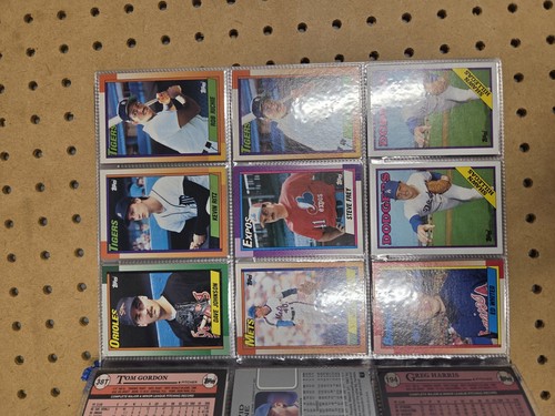 Baseball Card Album With Cards - Picture 6 of 16