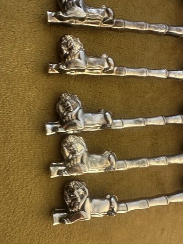 Lot Of 11 Disney Kellogg's Silver plated Cereal Spoons Lion King Mufasa Simba - Picture 7 of 15