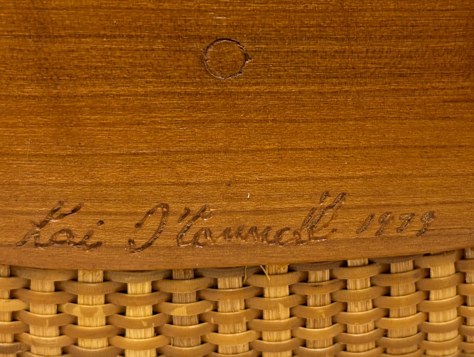 VTG Signed Kai O'Connell  1999 Nantucket Basket Purse w/Whale, Leather Strap