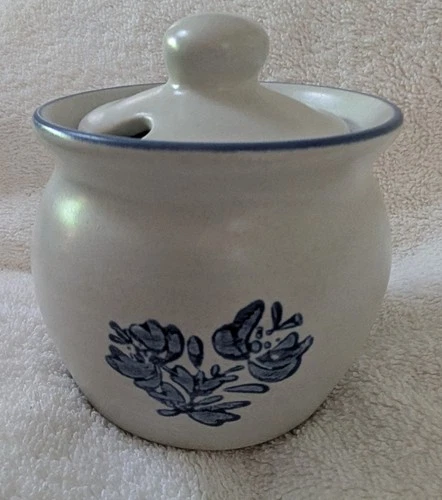 Vintage Phaltzgraff Yorktowne Sugar, Or Jam Pot. Never Used. Displayed only.