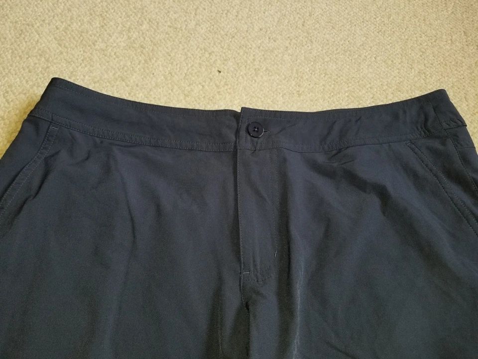 Pantalones cortos para mujer nuevos sin etiquetas - EMS EAST MOUNTAIN SPORTS - rendimiento elástico azul marino - L Foto 3 de 4