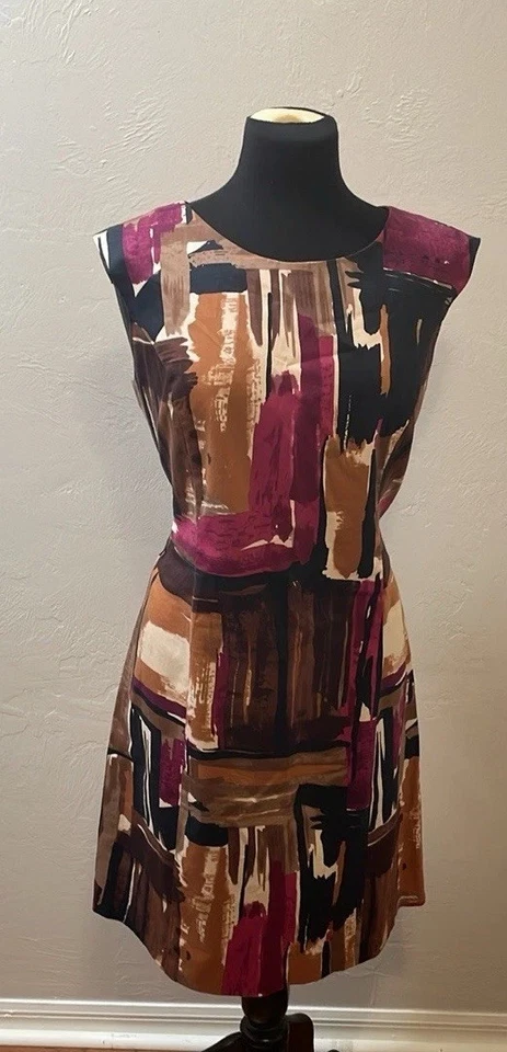 Vestido Vaina Madison Leigh Talla 14 Marrón Multicolor.  Sin cinturón. Foto 3 de 4