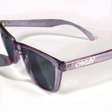 Oakley Frogskins Alpine Collection Glow/Pink Iridium, OO9013-73 Swirl / W CASE