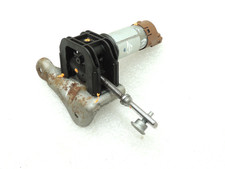 OE Mercedes W205 X253 W213 W463 Sitzverstellung Stellmotor Links A0009102209 OE Mercedes W205 X253 W213 W463 Sitzverstellung Stellmotor Links A0009102209