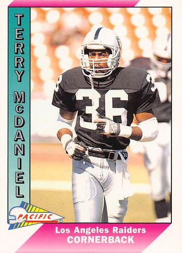 Terry McDaniel 1991 Pacific 236 Los Angeles Raiders Football Card - Picture 1 of 2