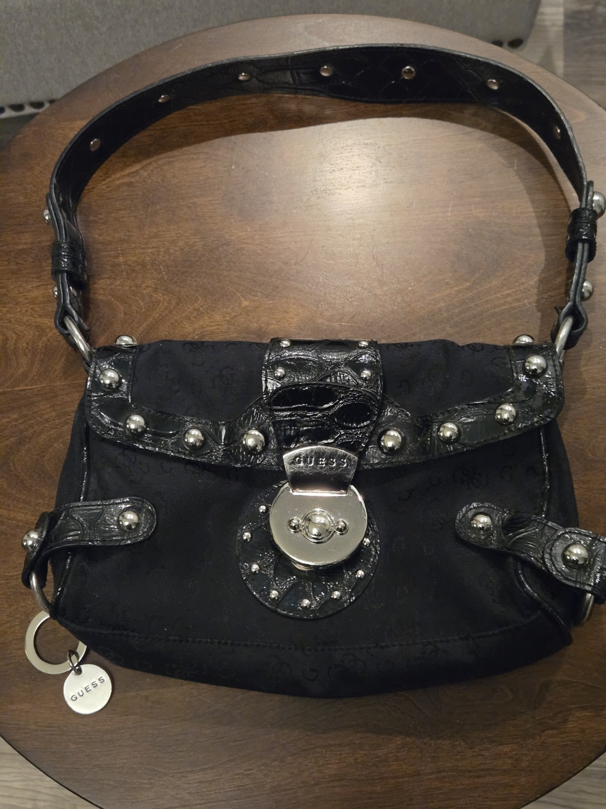 Vintage Monogram Guess Black Faux Leather Y2K Shoulder Bag - Pink Print Inside