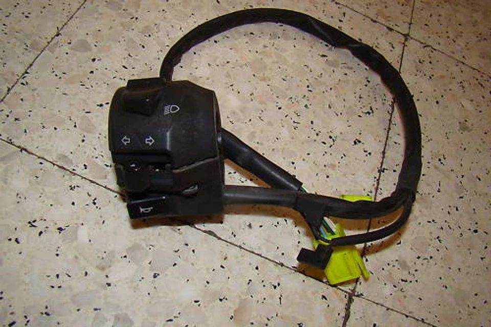 SUZUKI 125 BURGMAN - 2005 - COMMODO GAUCHE - Photo 1/1