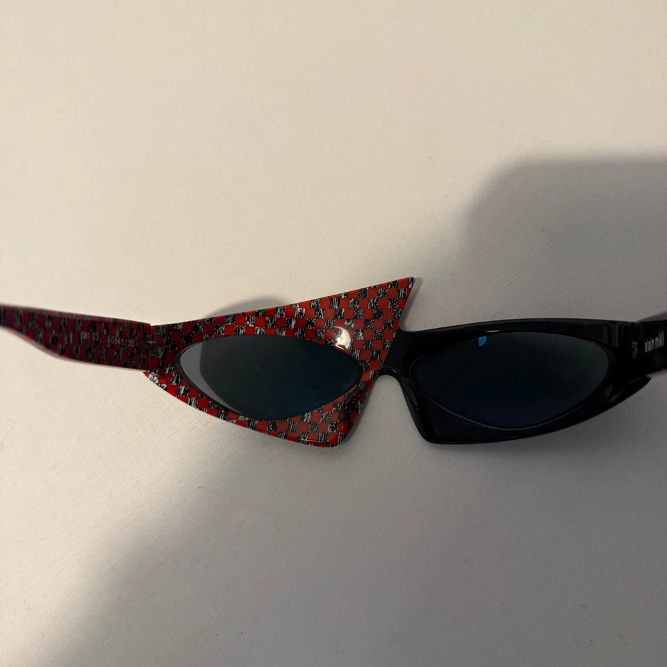 Gafas de sol asimétricas vintage extremadamente raras Alain Mikli $400 Foto 4 de 4