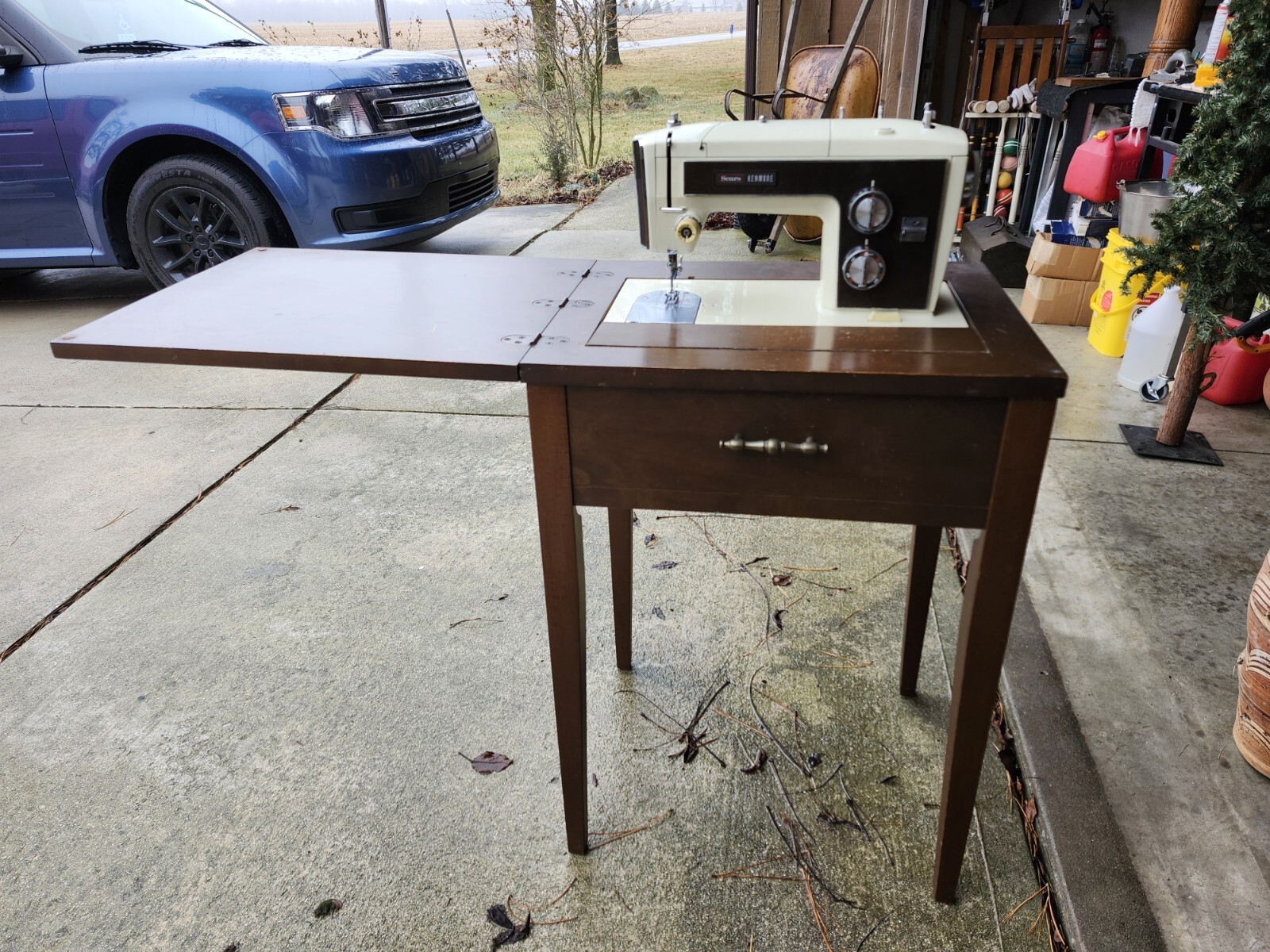 Sears Kenmore model 1803 sewing machine in local pick up