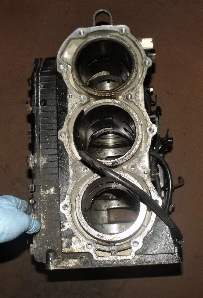 Conjunto de cárter Tohatsu 90 HP 2 tempos PN 3Y9B011000 compatível com 2002-2009 - Imagem 4 de 4