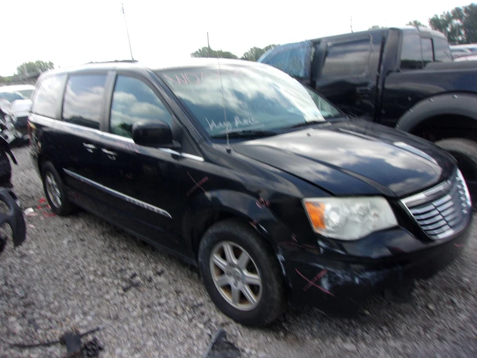 二手点火开关 适合:2011 年 克莱斯勒 Town & Country Ignition 带远程星星 — 第 2/4 张图片