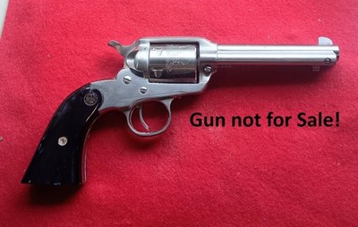 Kirinite Black Magic Pearl  Grips  w/Ruger mdlns for Ruger New Model Bearcat!!!