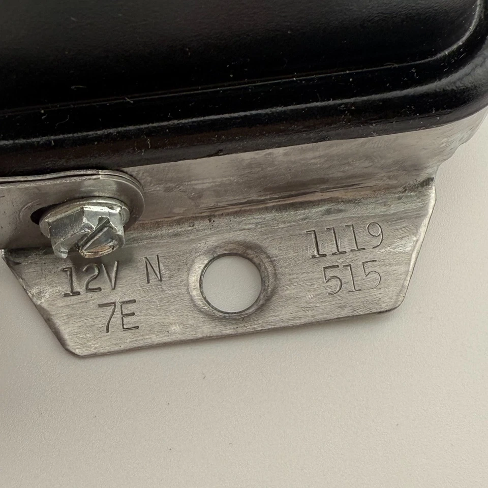 OEM GM 1967 Delco Voltage Regulator Corvette Camaro Date Code 7E May 67 1119515 - Image 3 of 4