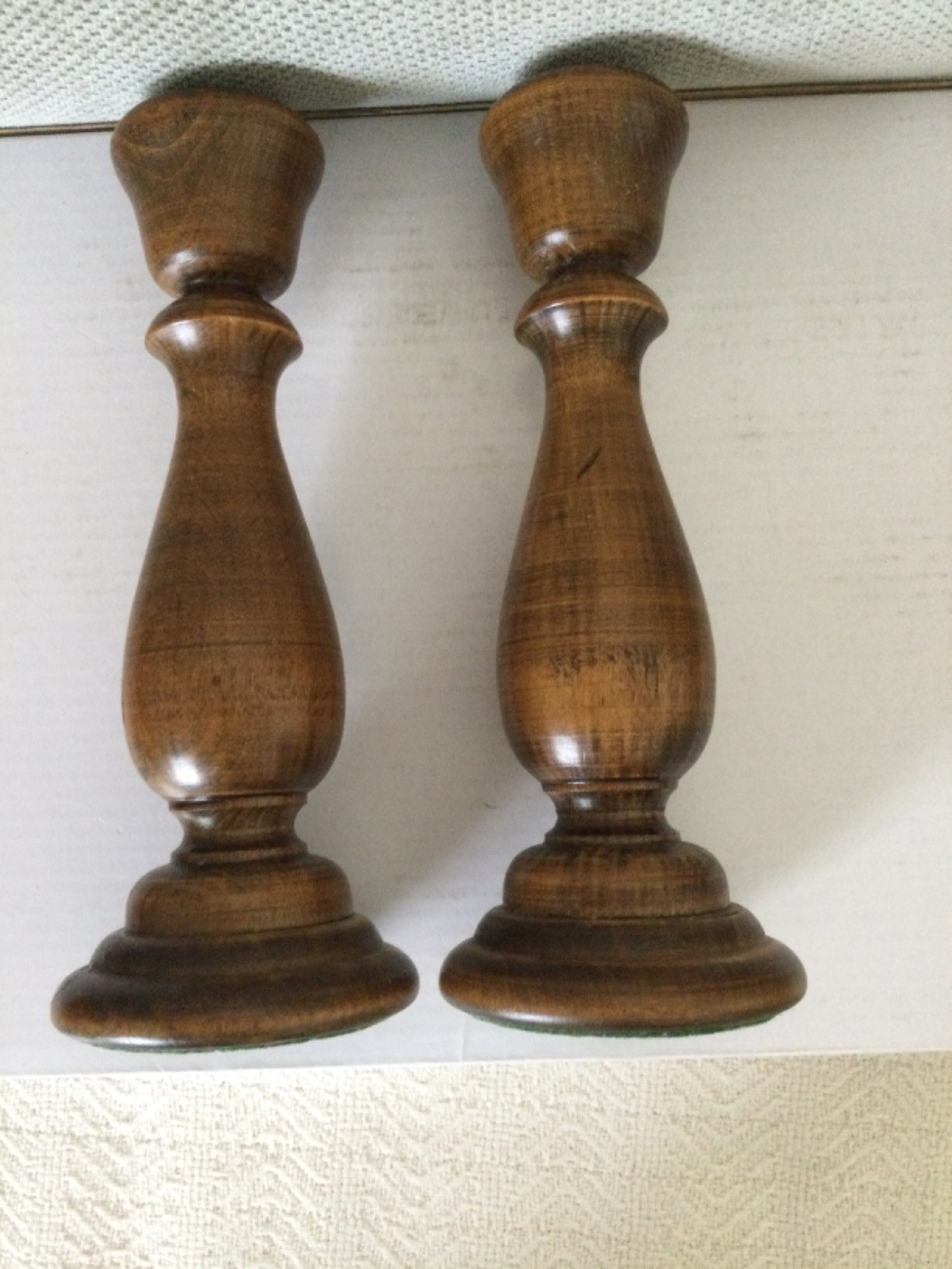 Vintage Set Of 2 Wood Turned 6.5 In Candlestick Holders With Brass Inserts