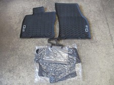ORIGINAL Gummimatten SET Audi Q2 SQ2 Fußmatten Matten 81B061501 vorne und hinten