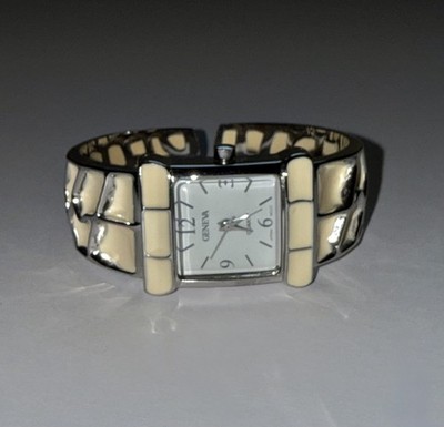 Vintage Geneva Quartz Cuff Watch Beige Silver-Tone Square Face 