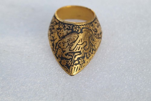 old Mughal Islamic ottoman jungle hunting gold damascened archery's thumb ring - Picture 4 of 24