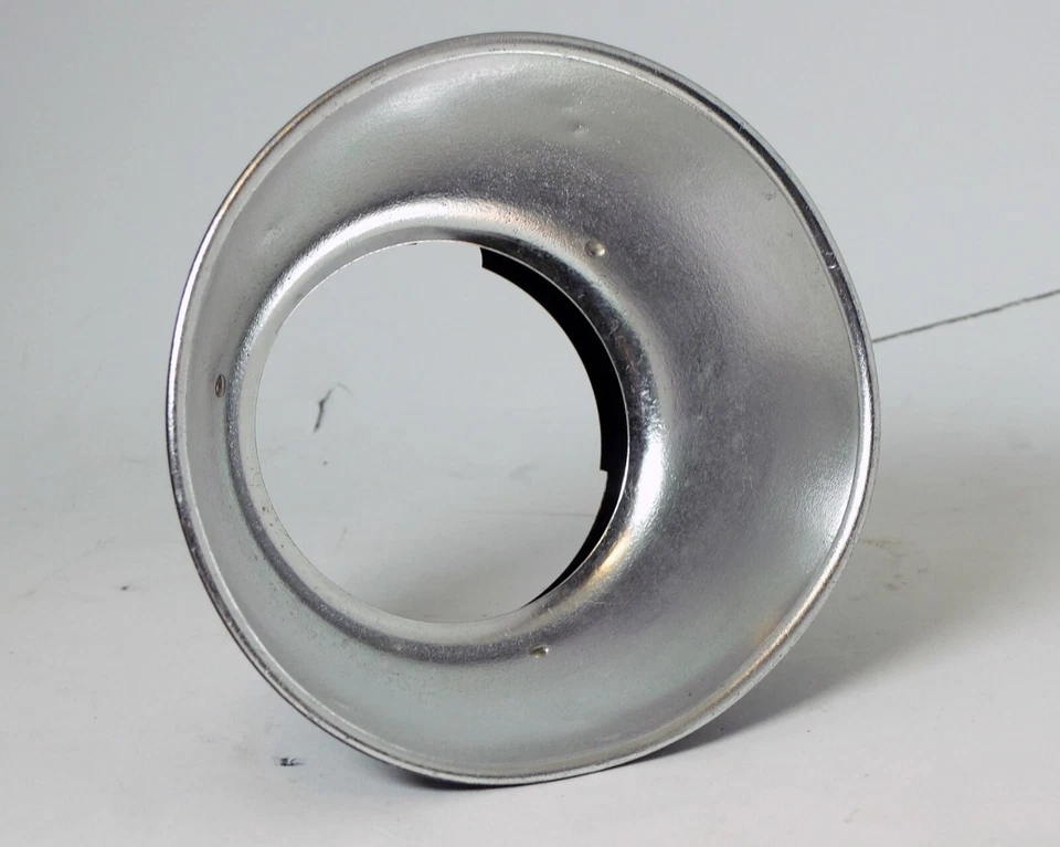 Speedotron 7" diameter Standard Reflector Studio Strobe Used - Image 2 of 3