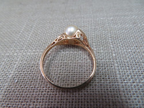 10K Solid Y. Gold Pearl Ring SZ 8 - 2.11 Grams - Picture 4 of 9