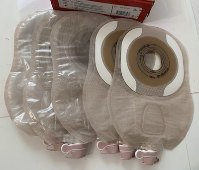 5 Hollister  84590 1-Piece Urostomy Pouches Box/5 Pouches - Pre-cut As Pictures